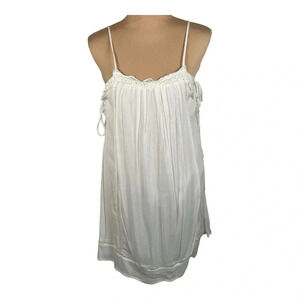 LUSH FLOWY WHITE LACE EMBROIDERED DRESS NWT MEDIUM
